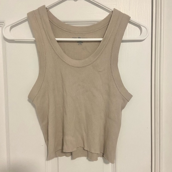 Brandy Melville Connor Tank Top - Picture 2 of 3